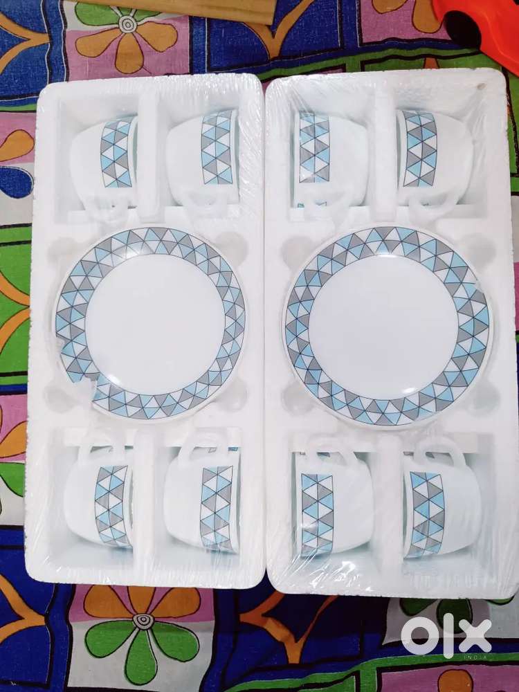 Larah by Borosil Jazzblue Fluted Series Opalware Dinner Set