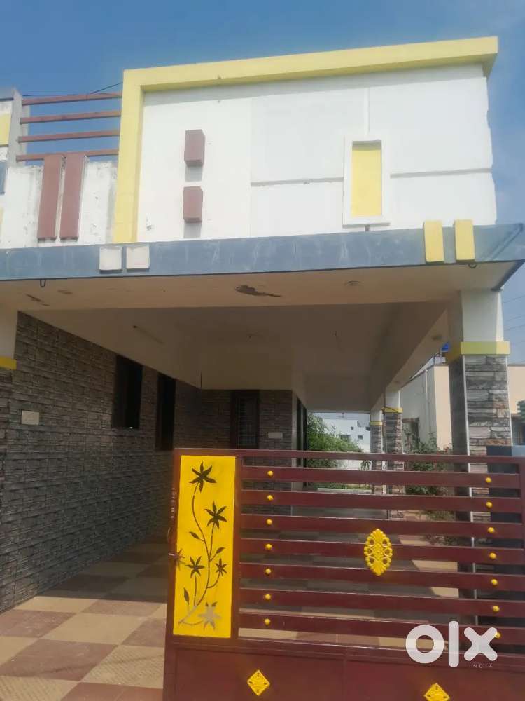 2master bhk attached 2car parkking