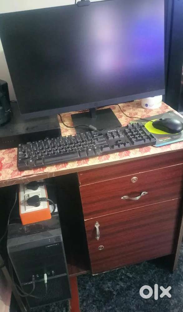 Intel I core 3, 32gb ram 4gb graphic card