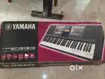 Yahama PSR E333