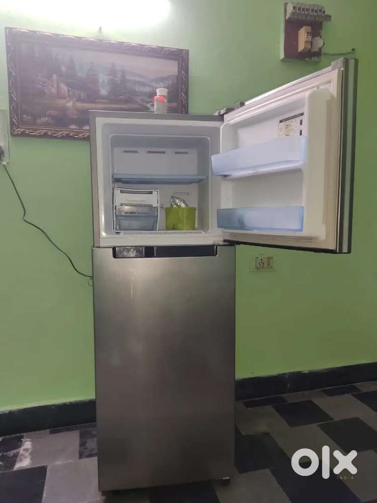 Selling fridge in malakpet negotiable MRP was 24K 2 months old only