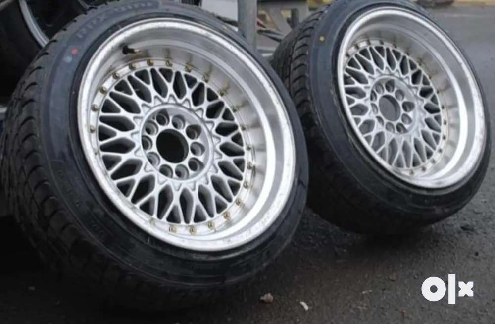 18 inch less used alloys and tyres.100 and 114 pcd 5 holes.