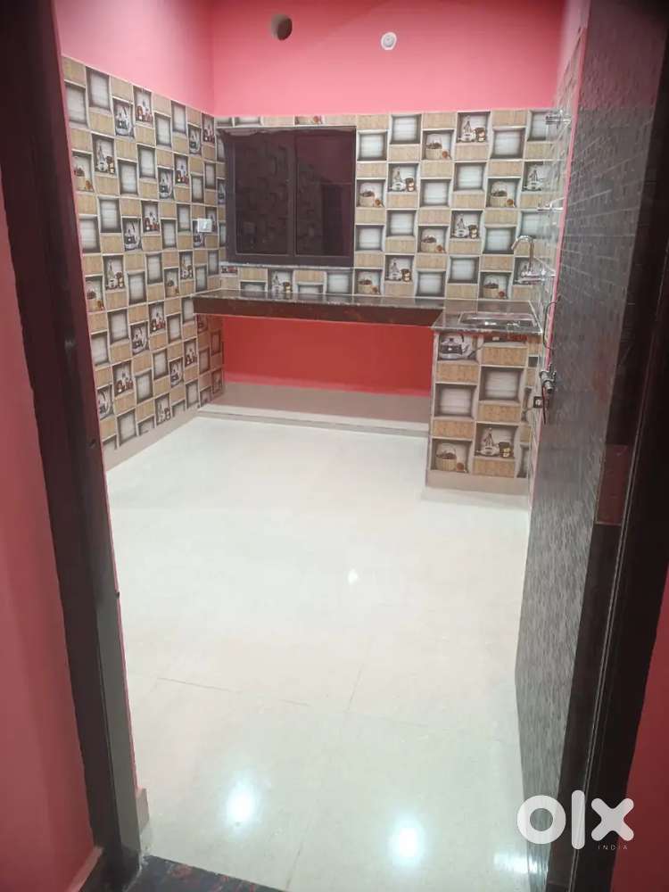 2 BHK ROOM NEAR BRIDGE FORD SCHOOL, TUPUDANA IS AVAILABLE FOR RENT