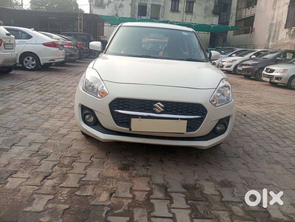 Maruti Suzuki Swift VVT VXI, 2021, Petrol
