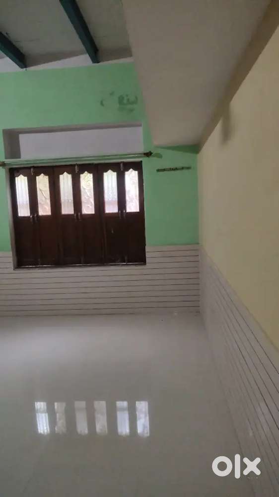 KTA KRISHNA PROPERTY 3 BHK GROUND FLOOR NEAR KAJJAKPURA/ RAJGHAT