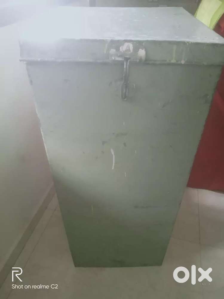Two big Kothis one study table & juicer mixer grinder