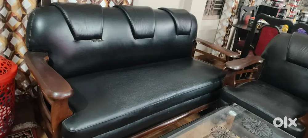 Sofa & 2 chair