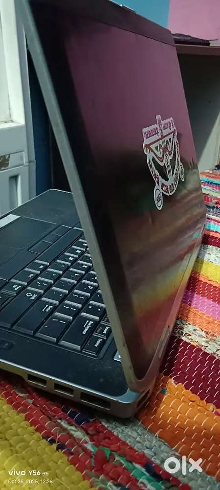 Dell laptop and old model but best performance and window 11, 8gnb ram