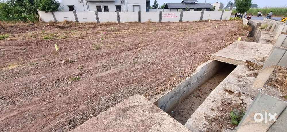 इस्लामपुर ते कोल्हापूर रोड.20,00,000/ गुंठा