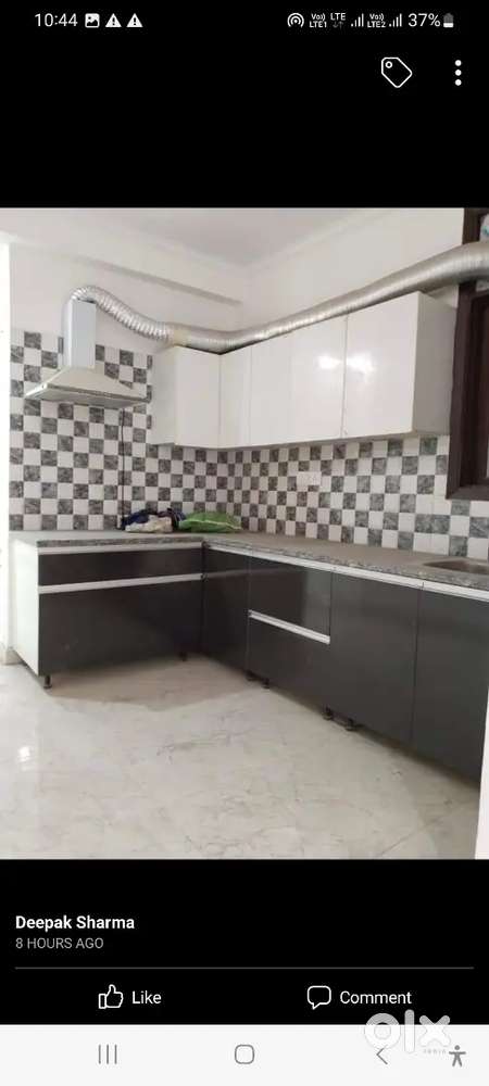 2bhk flat available in Saket metro
