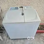 LG 7 KG semi automatic washing machine