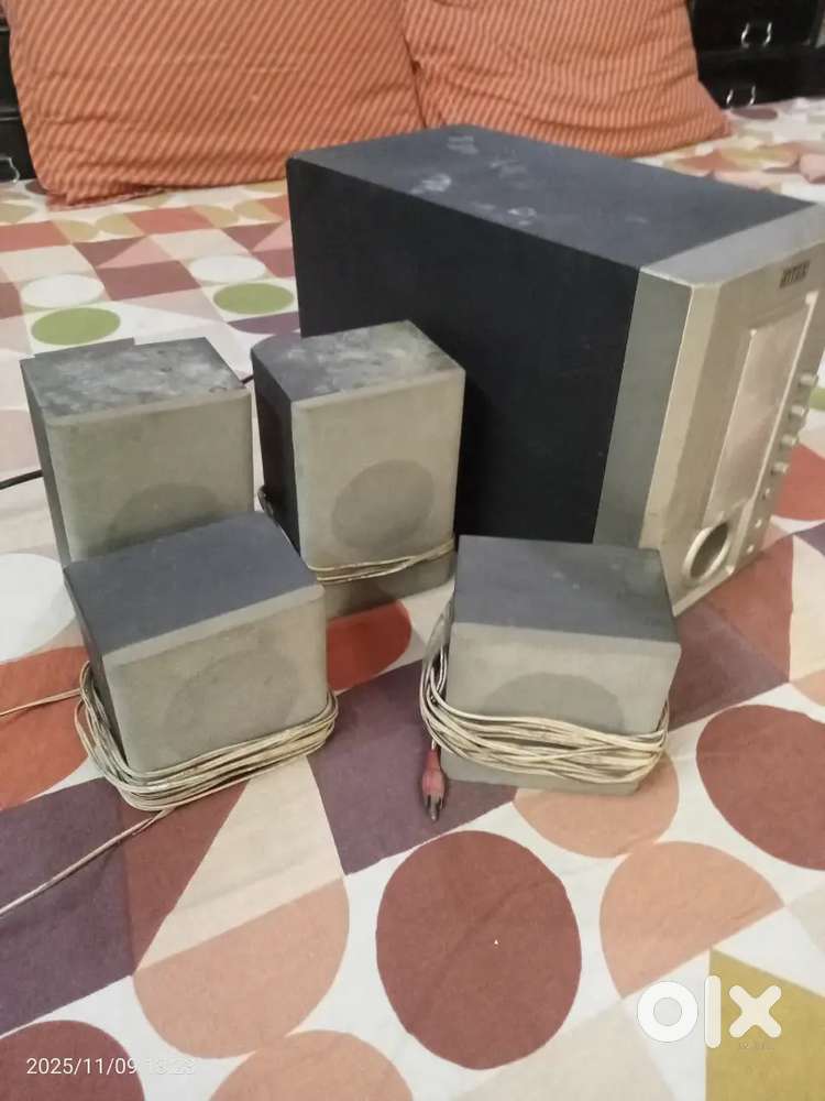 Good condition music system