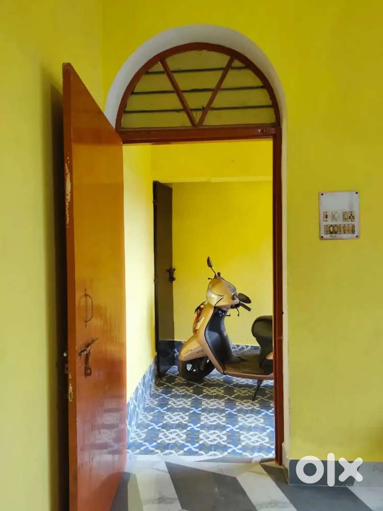 2 BHK flat for rent with balcony