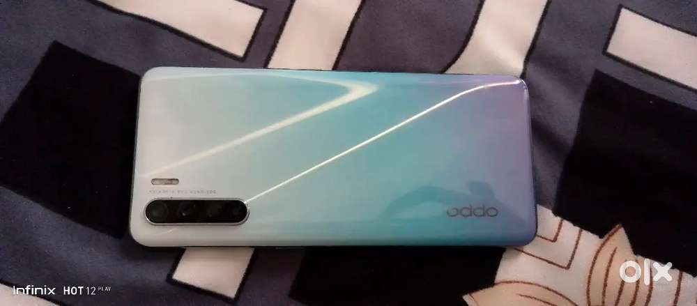 Original phone , box , charger, all are original  only used 1.5 year