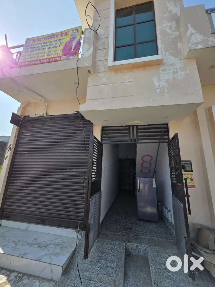 1BHK house with shop