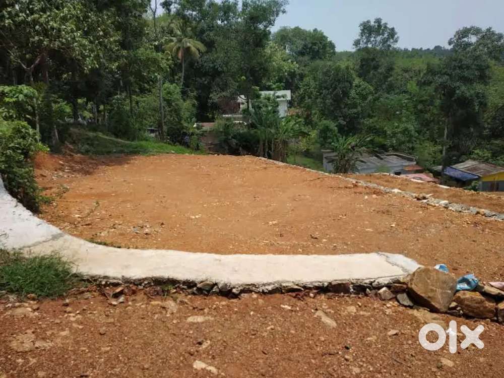 Plot for sale(7cent)