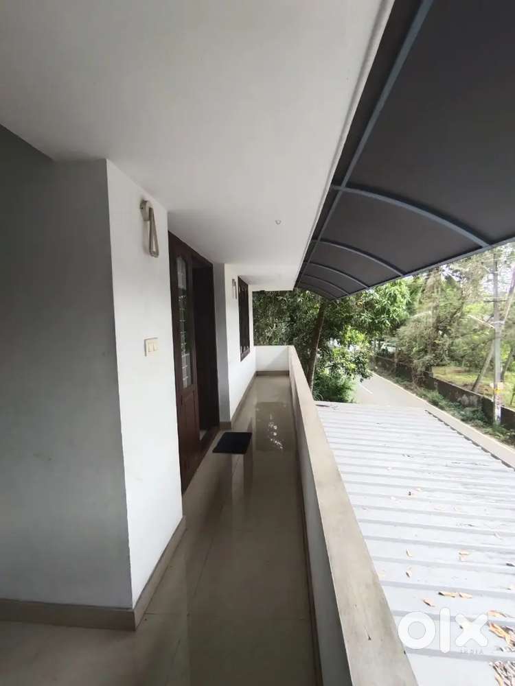 Bus rout near nedumbassery airport