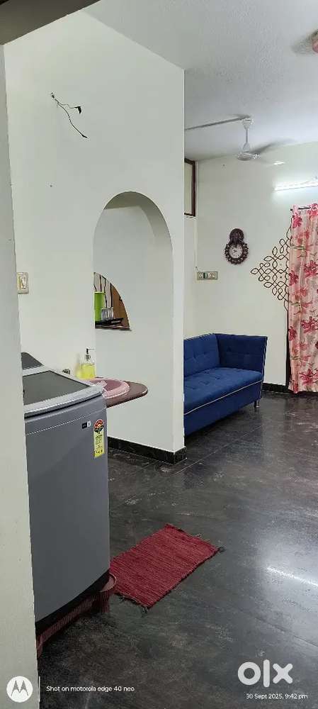 Ladies PG available near Thiru Nagar Bus stop, vadapalani & Arumbakkam