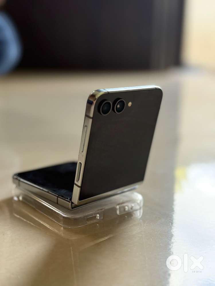 Galaxy z flip 5