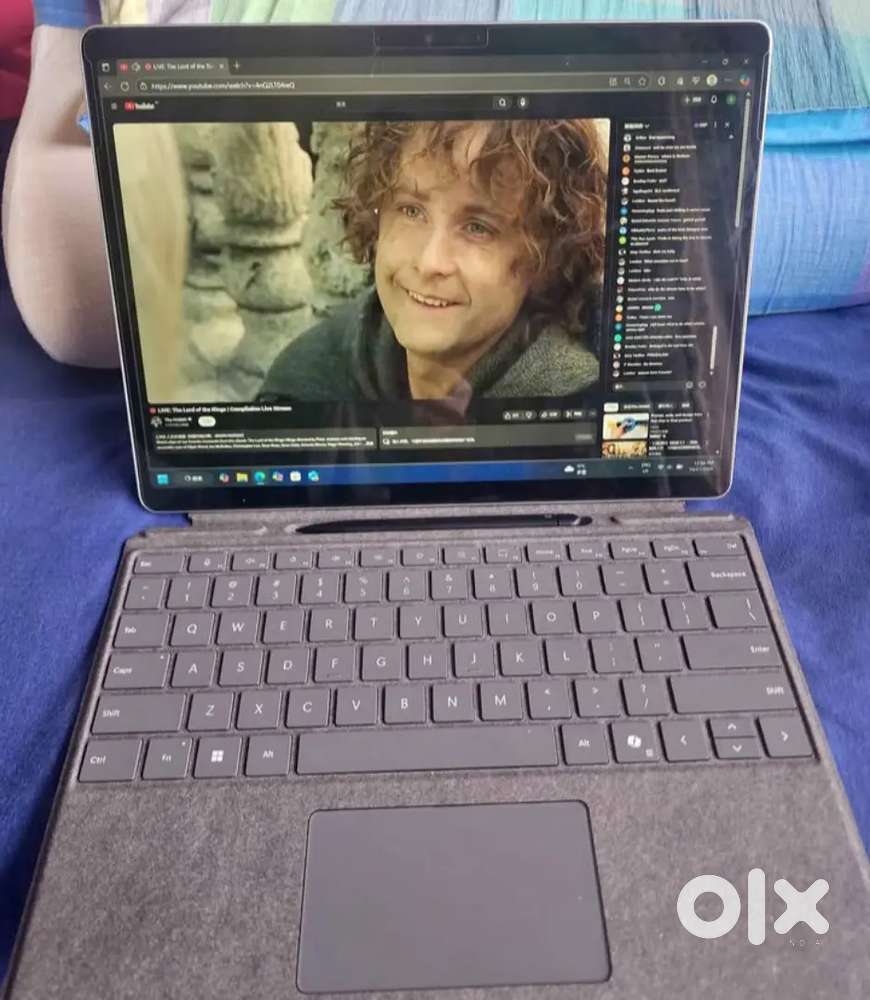 Surface Pro 9 i5 8GB/256GB Keyboard and pen included