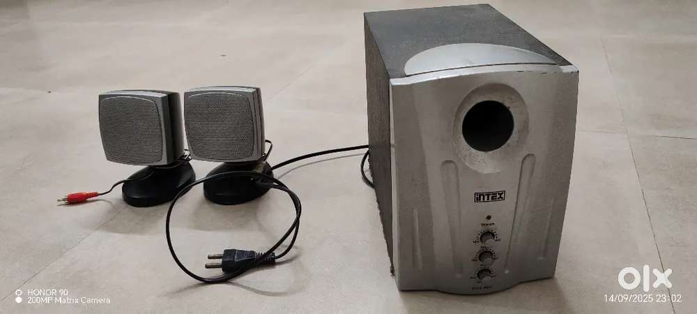 Intex IT 2000W Speaker