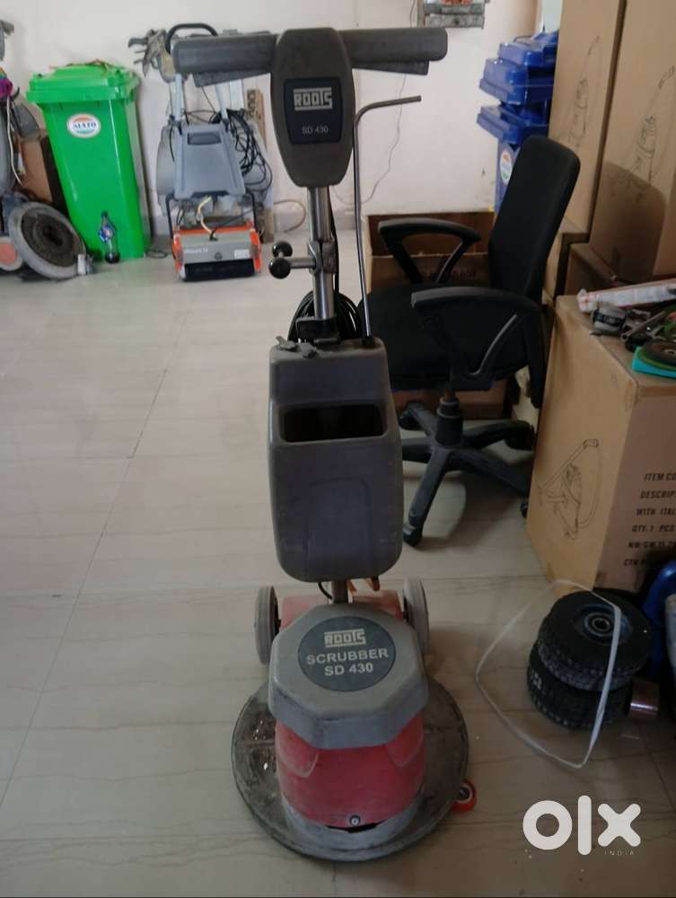 Second hand Single disc floor scrubber