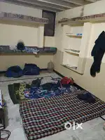 Ek Roommate chahiye jo working and students Urgently required