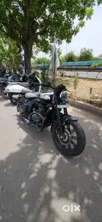 A one confion jawab 350 first owner 100%orignal