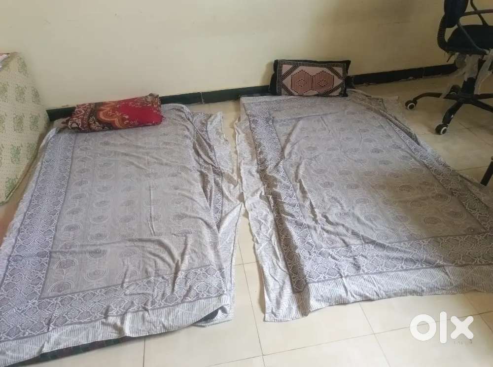 1Rk rent for only girls and Ladies. PG