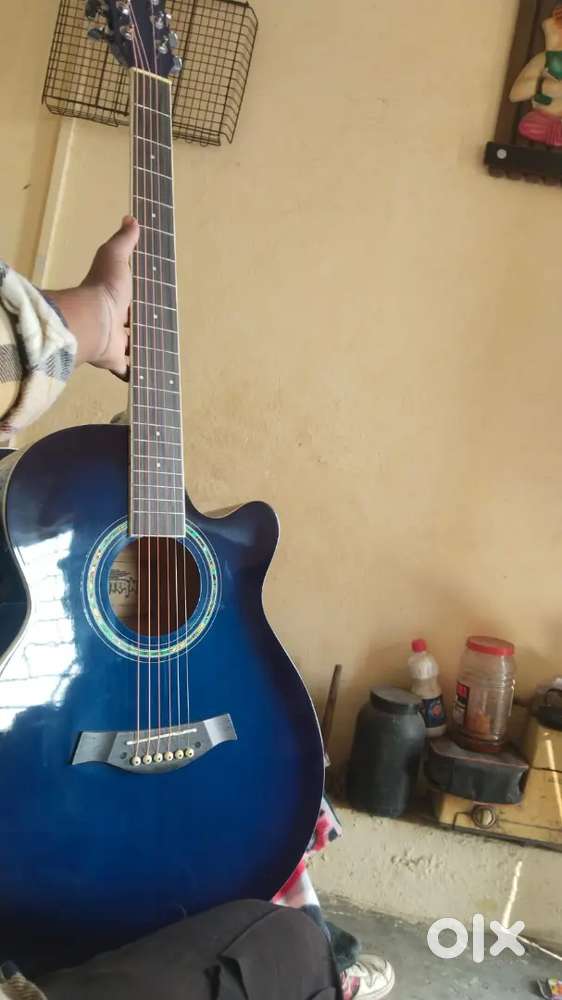 INTERN 40 inches Acoustic EQUALIZER Cutaway Guitar with Pick-up
