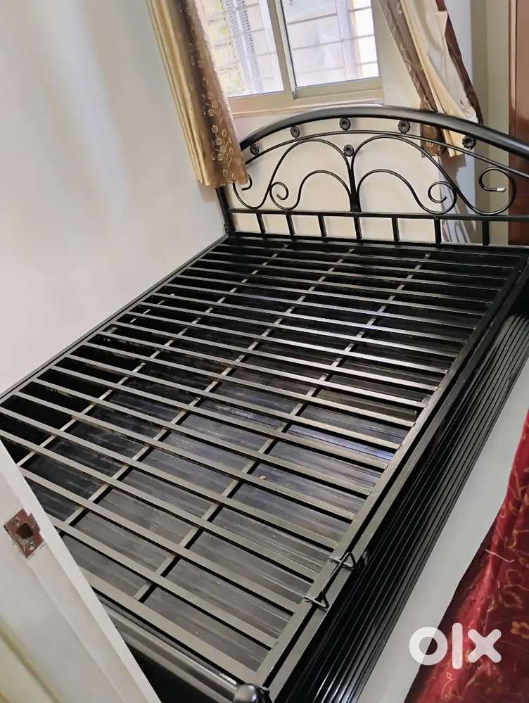Iron Double Bed with Hydraulic Storage 12000(Negotiable),Mattress Free