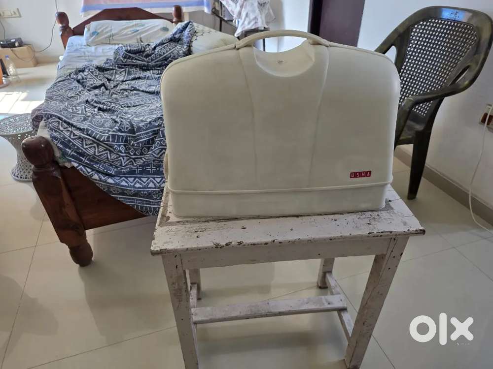 USHA Sewing Machine in Very good condition