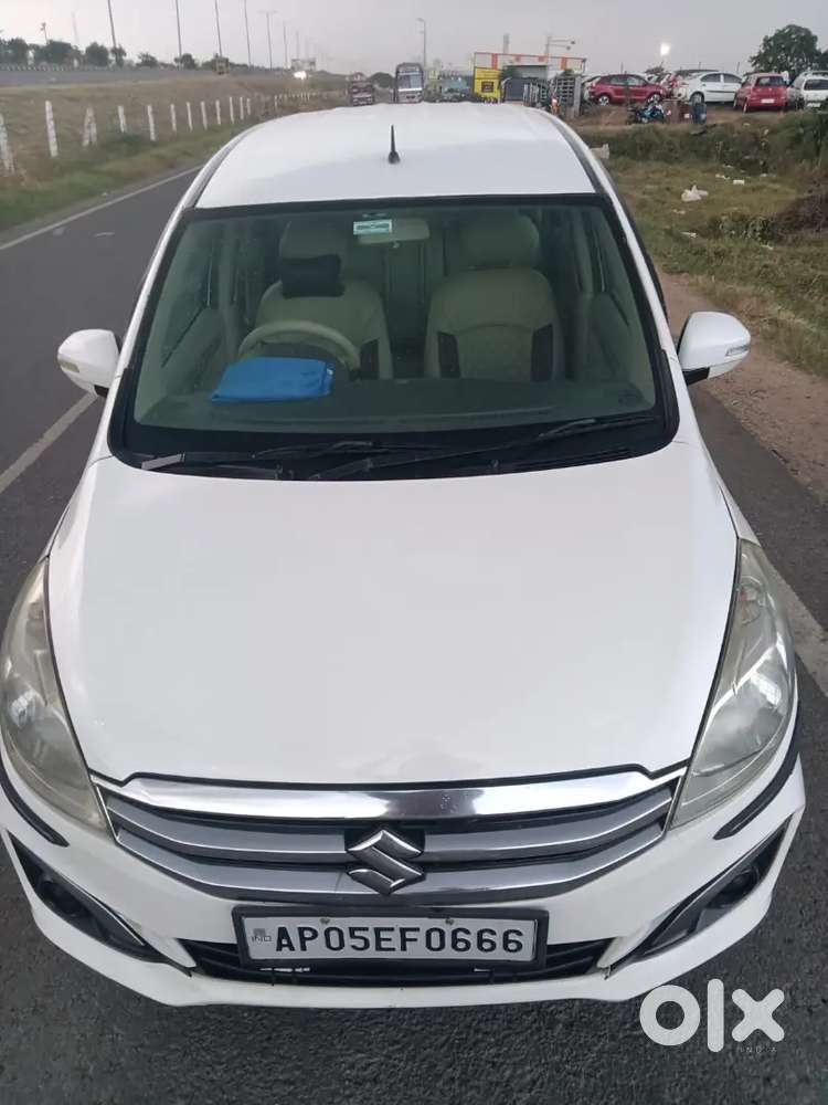 Maruti Suzuki Ertiga 2017 Diesel 124000 Km Driven