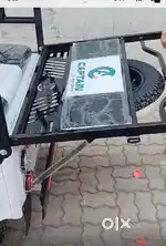 Captain E rikshaw