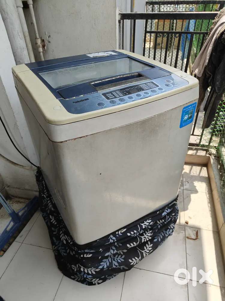 LG Top load in excellent condition