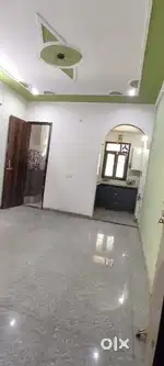 2bhk semi furnished flat without owner