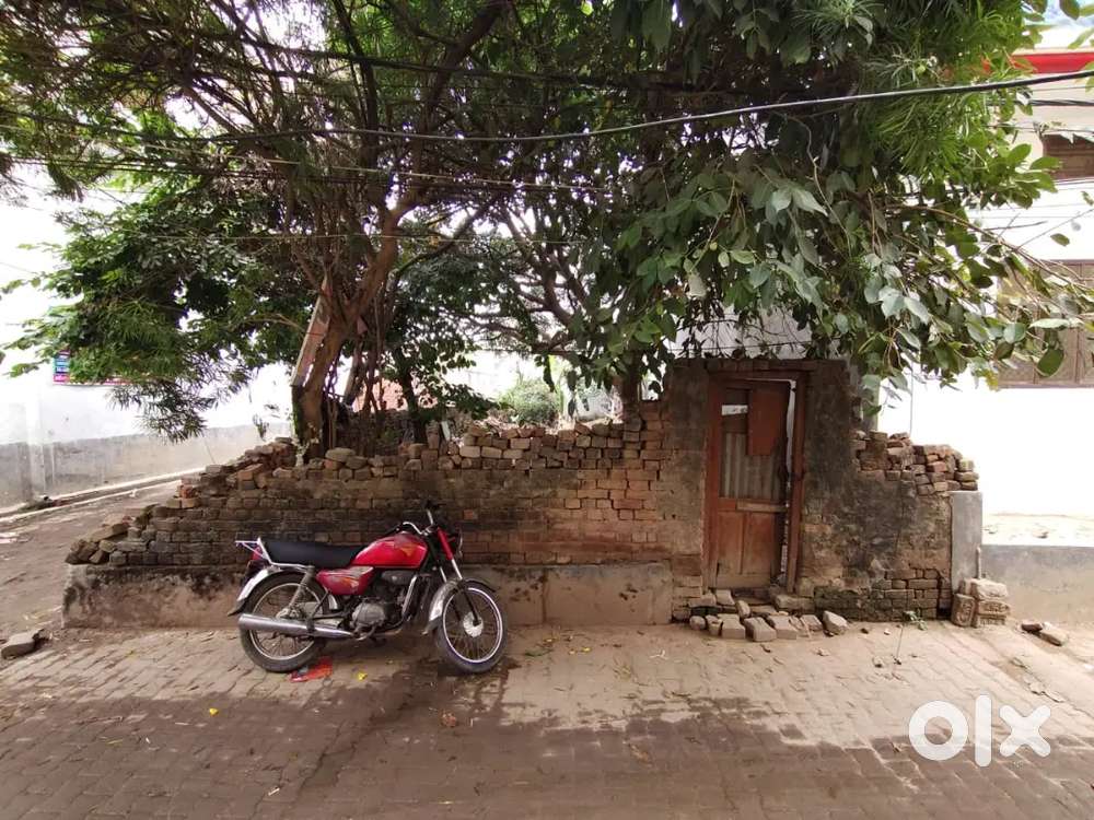 Residential/Commercial Plot for Sale 700 Sq.ft Near Hanuman Mandir