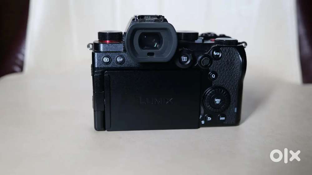 Lumix DC-S5 camera body