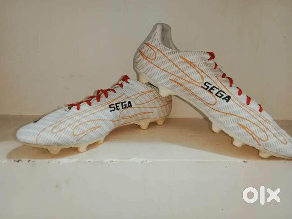 SEGA FOOTBALL SHOSE