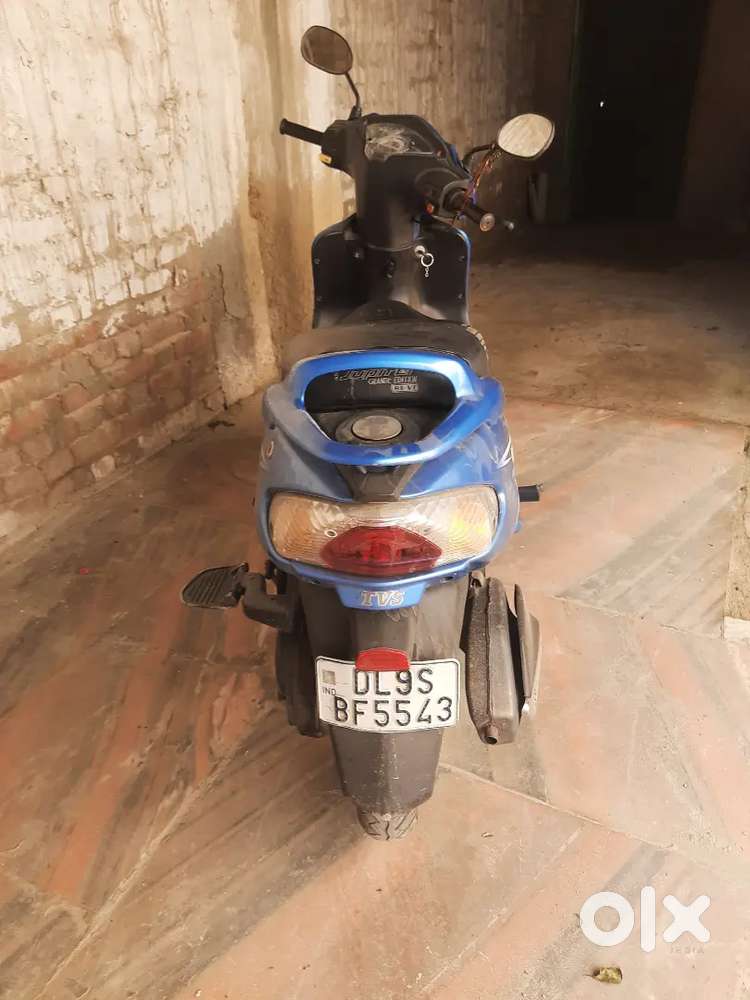 TVS Vego Scooty