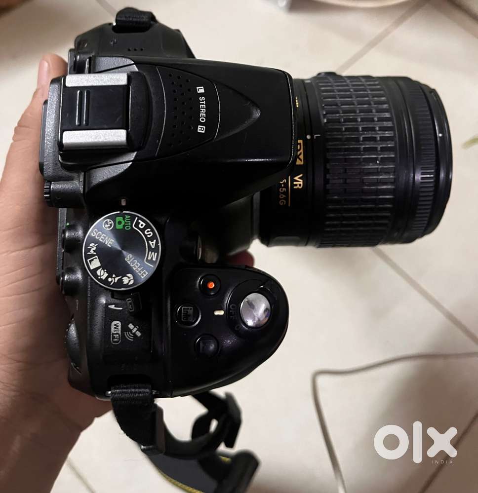 NIKON D 5300