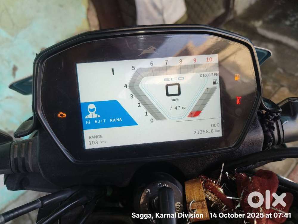 TVS Raider top model  year 2024 good condition only running 21200