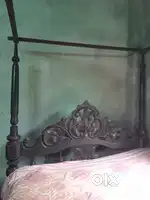 Urgent sale More than 200 years old Barmatic Segun woodden bed size5/7