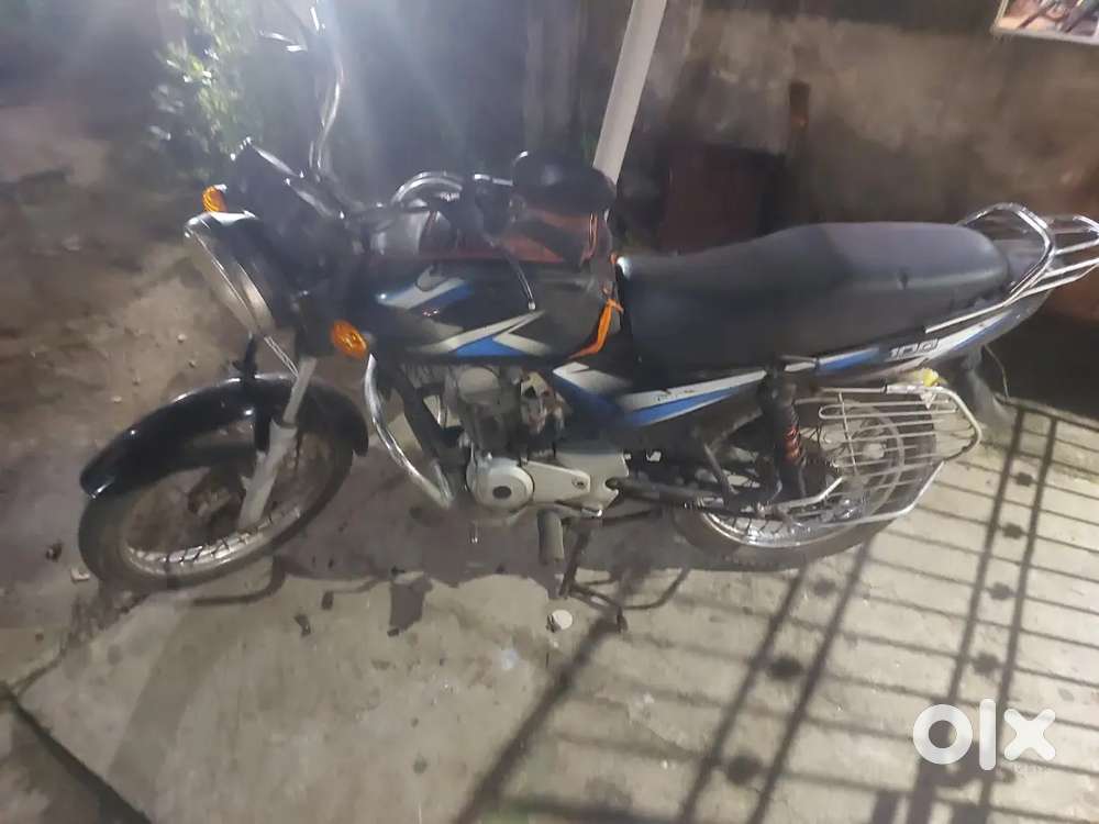 Bajaj CT 100