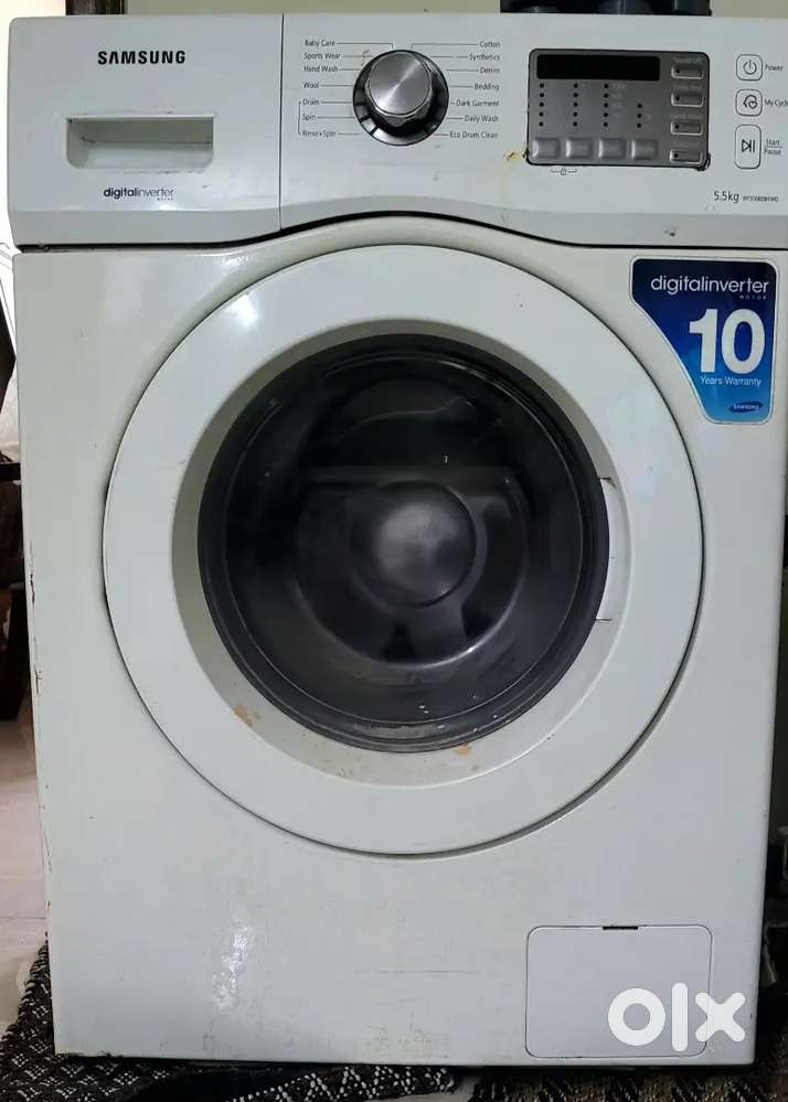 5.5 kg front load fully automatic 13 yrs old.working power on