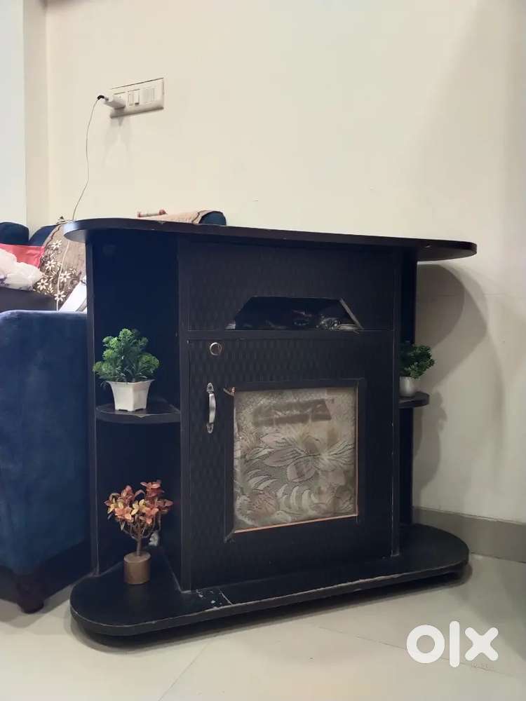 Tv table corner