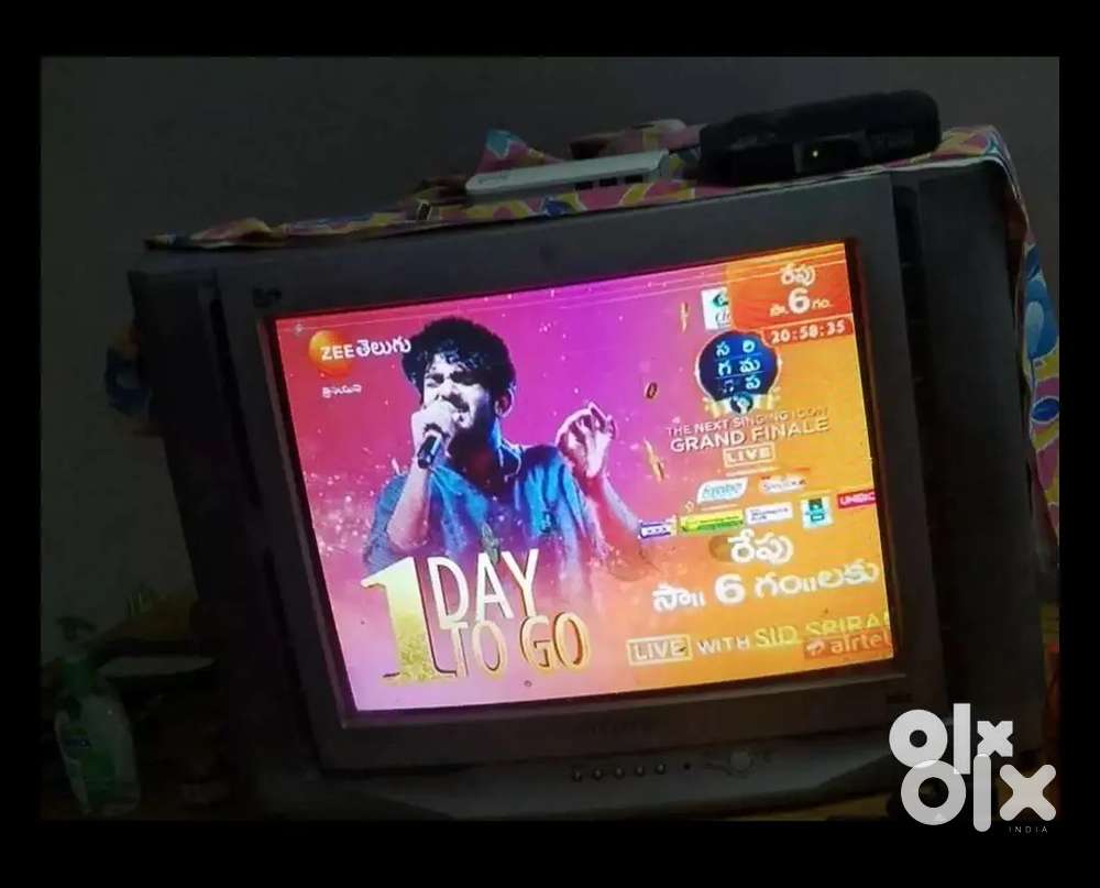 SAMSUNG TV+AIRTELHD SET-UP BOX + DISH FOR SALE.టీవీ, డిష్ సెటప్ బాక్స్