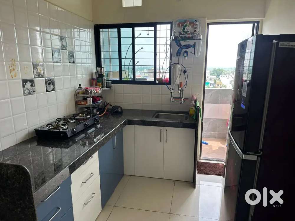 2 bhk available for students