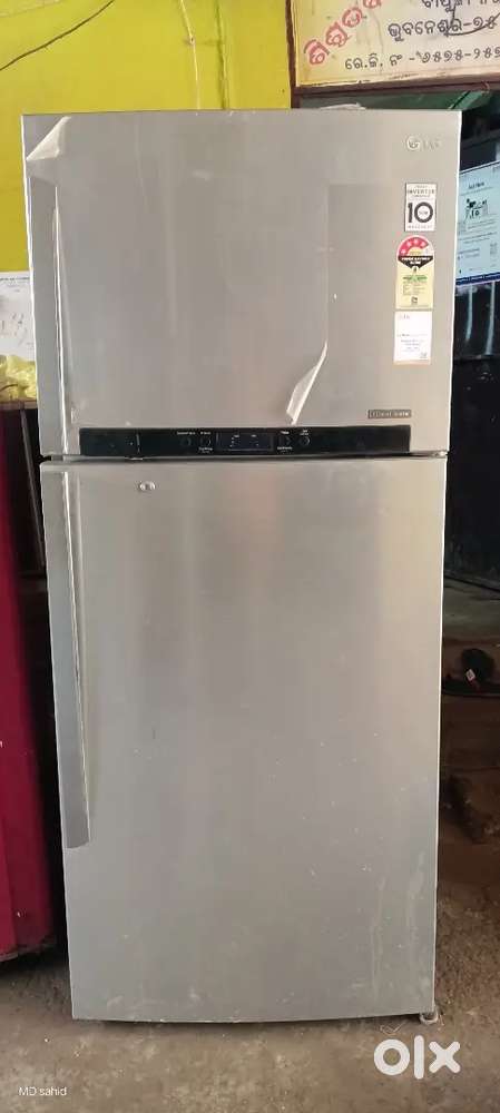 LG double door smart inverter fridge in good condition running conditi