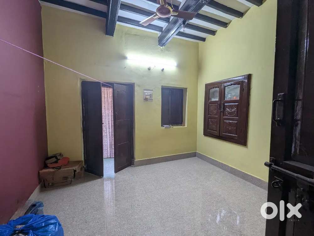 This a particular single room for only one collage student